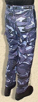 bis zu 1000 Hosen lagermmässig vorhanden , ein Service v. natoshop.de.